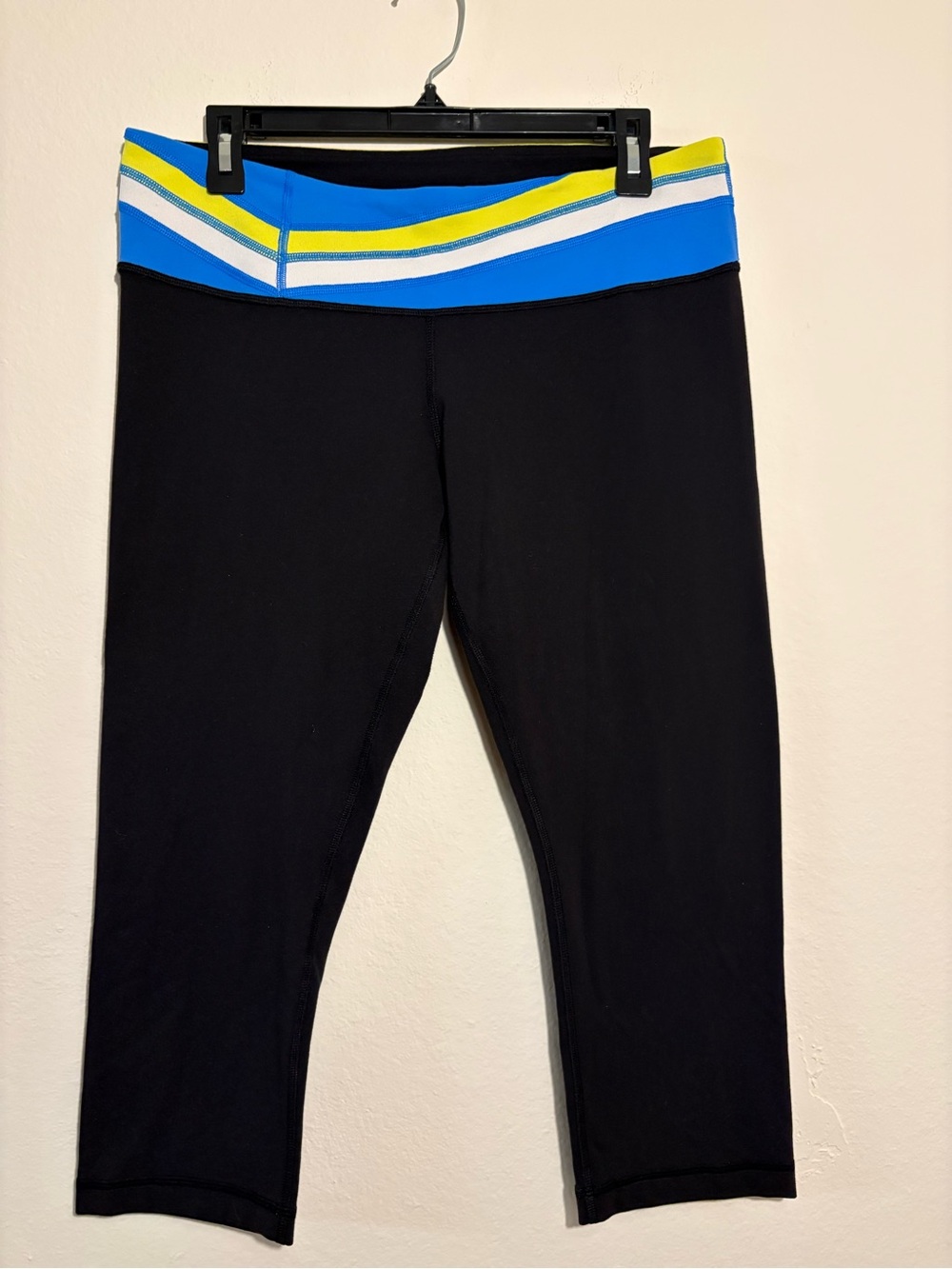 lululemon Black Crop Leggings Blue Yellow White Striped Waistband Size 12